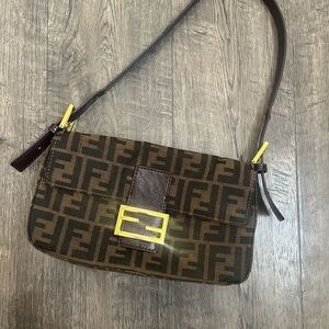 Fendi baguette
